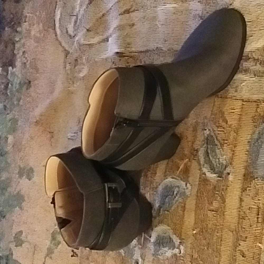 Ankle boots,Abella,10m,grey w/blk straps